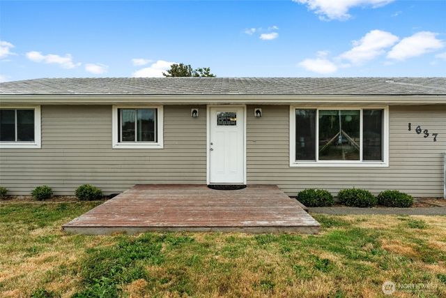 1637 SE Salmonberry Road, Port Orchard, WA 98366