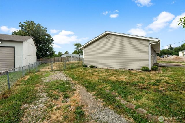 1637 SE Salmonberry Road, Port Orchard, WA 98366