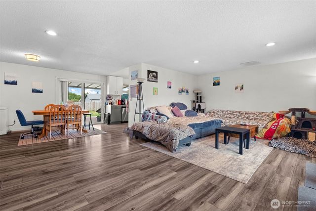 1637 SE Salmonberry Road, Port Orchard, WA 98366