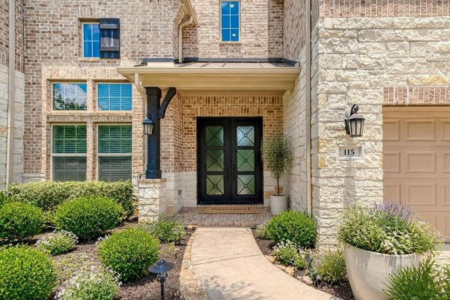 115 N Winter Sunrise Circle, Tomball, TX 77375