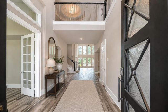 115 N Winter Sunrise Circle, Tomball, TX 77375