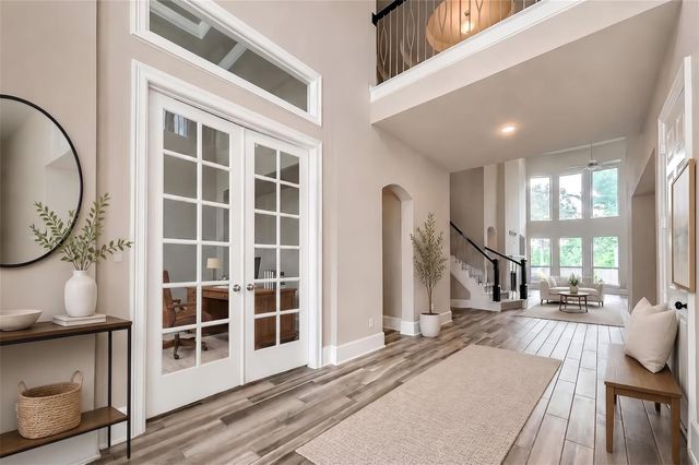 115 N Winter Sunrise Circle, Tomball, TX 77375