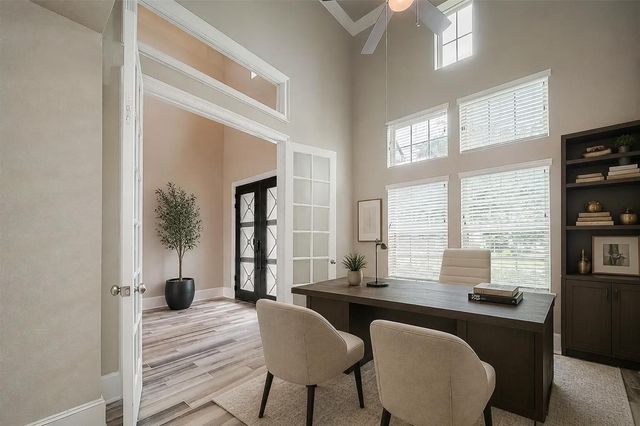 115 N Winter Sunrise Circle, Tomball, TX 77375