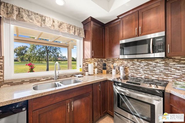 41495 Preston Trail, Palm Desert, CA 92211