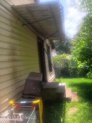 302 3rd Avenue, Meridian, MS 39301