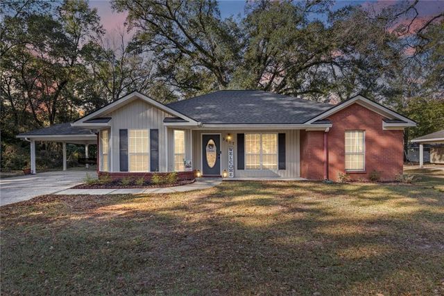 5617 Orchard Street, Satsuma, AL 36572