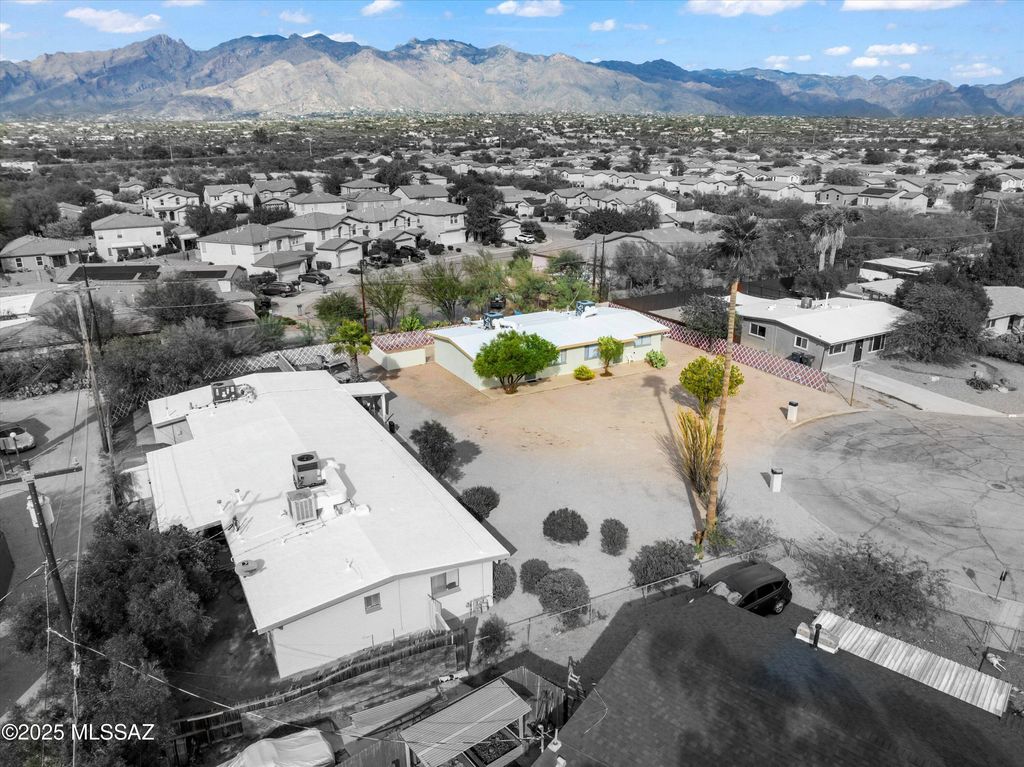 3249 N Sycamore Avenue, Tucson, AZ 85712