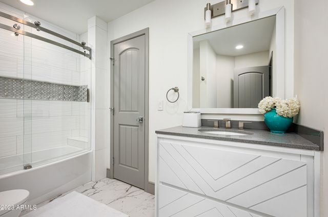 4614 E LAFAYETTE Boulevard, Phoenix, AZ 85018