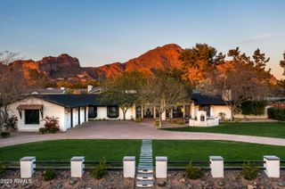 4614 E LAFAYETTE Boulevard, Phoenix, AZ 85018