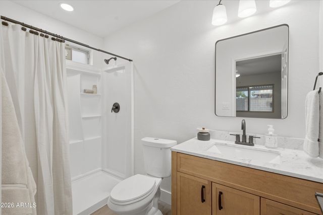 1023 W Carter Drive, Tempe, AZ 85282
