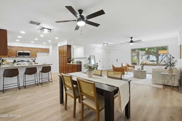 1023 W Carter Drive, Tempe, AZ 85282