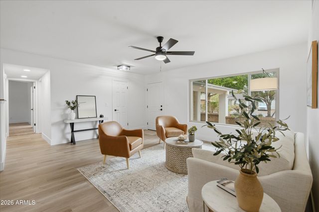 1023 W Carter Drive, Tempe, AZ 85282