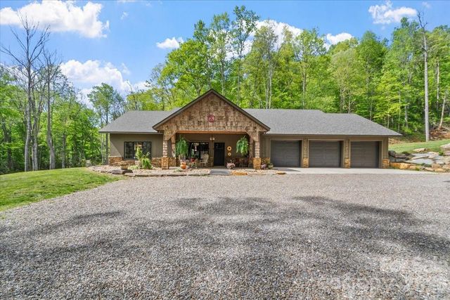 183 Mayfly Court, Spruce Pine, NC 28777