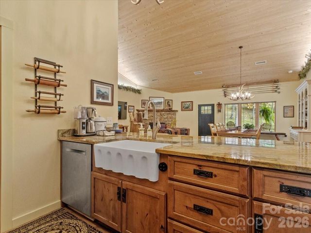 183 Mayfly Court, Spruce Pine, NC 28777