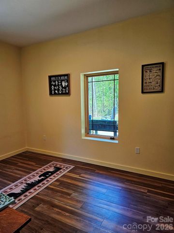 183 Mayfly Court, Spruce Pine, NC 28777