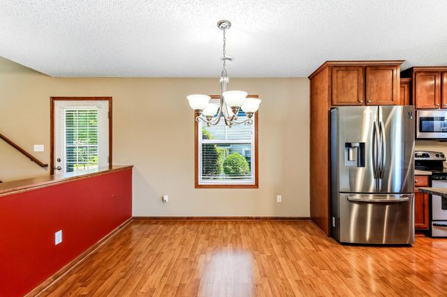 15655 60th Avenue N, Plymouth, MN 55446