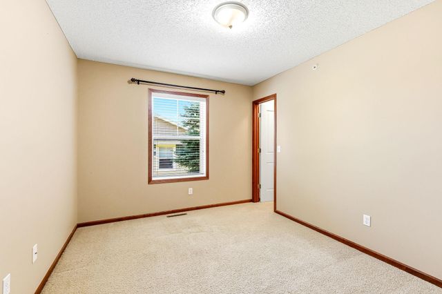 15655 60th Avenue N, Plymouth, MN 55446