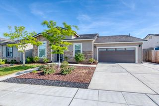 860 Spring Street W, Madera, CA 93636