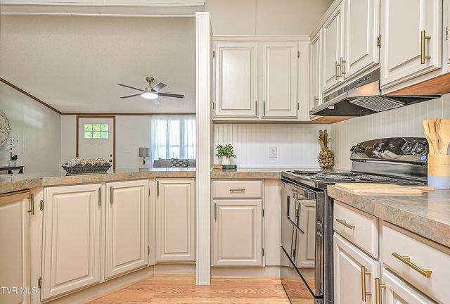 384 Johnson Hollow Road, Blountville, TN 37617