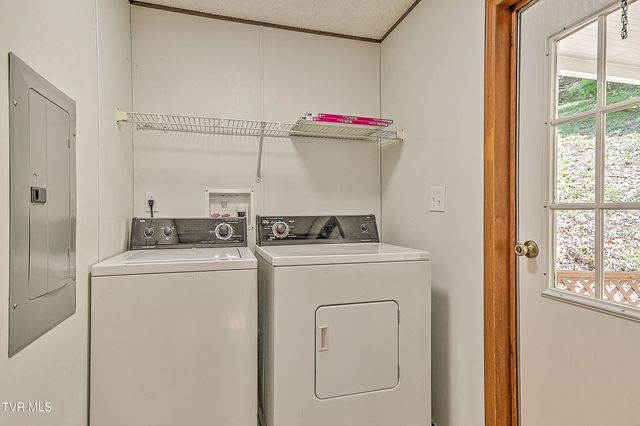 384 Johnson Hollow Road, Blountville, TN 37617