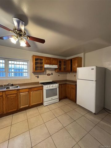 793 N Oak Drive, Bronx, NY 10467
