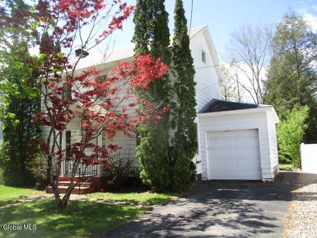 42 Garfield Street, Glens Falls, NY 12801