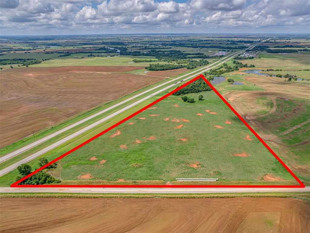 0001 NW Expressway, Piedmont, OK 73078