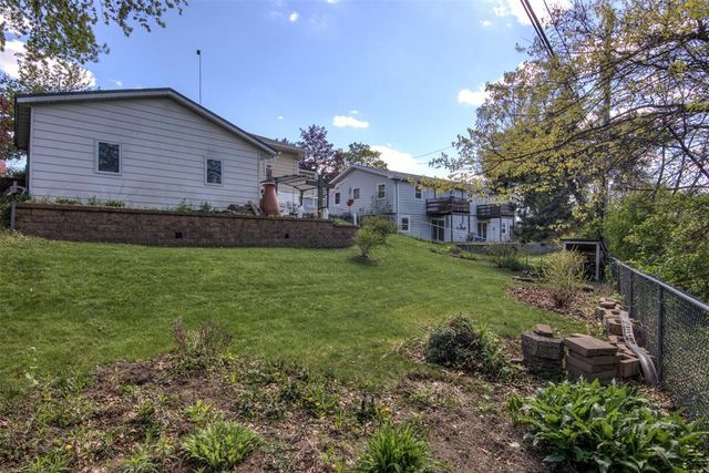1304 Fairway Street, Eau Claire, WI 54701