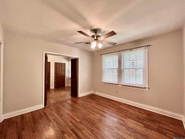 4411 Poplar St, Baton Rouge, LA 70808