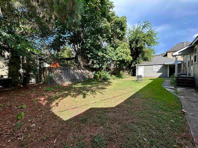 4411 Poplar St, Baton Rouge, LA 70808