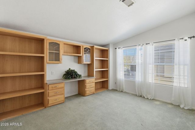 3301 S GOLDFIELD Road 1015, Apache Junction, AZ 85119