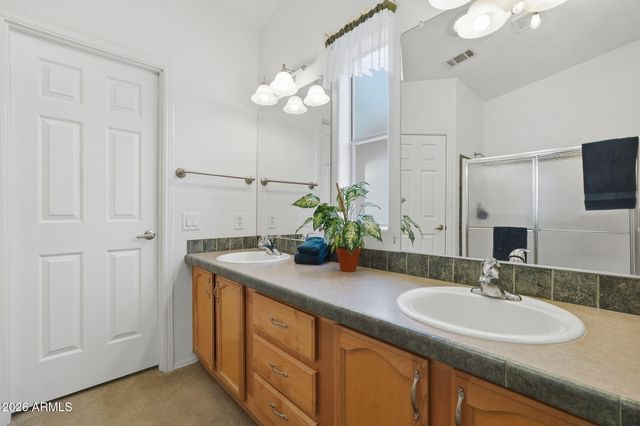 3301 S GOLDFIELD Road 1015, Apache Junction, AZ 85119