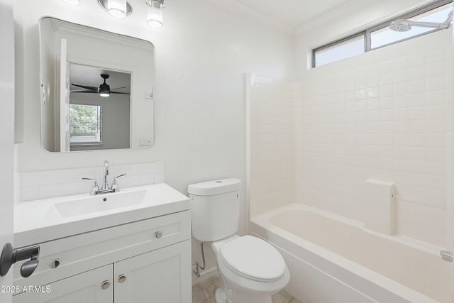 15712 W SMOKEY Drive, Surprise, AZ 85374