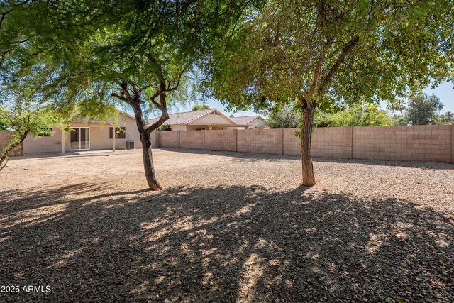 15712 W SMOKEY Drive, Surprise, AZ 85374