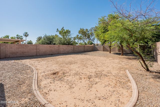 15712 W SMOKEY Drive, Surprise, AZ 85374