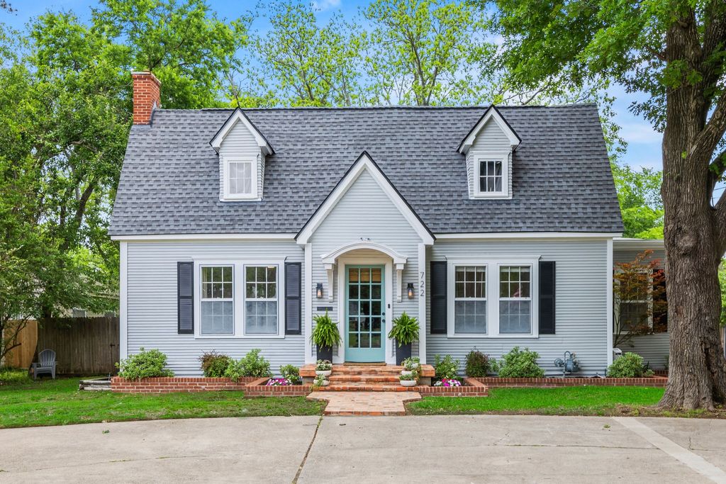 722 Griffith Avenue, Terrell, TX 75160
