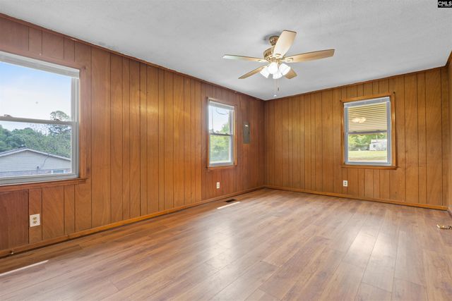 240 Pine Hills Rd, Prosperity, SC 29127