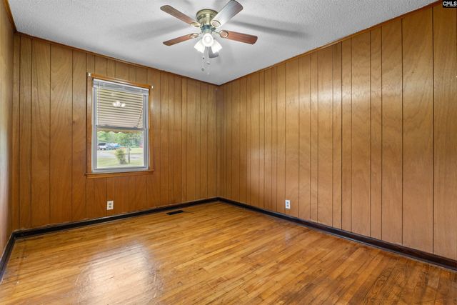 240 Pine Hills Rd, Prosperity, SC 29127