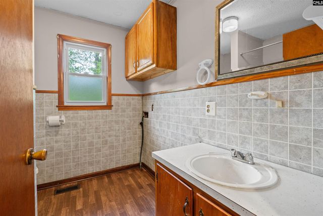 240 Pine Hills Rd, Prosperity, SC 29127