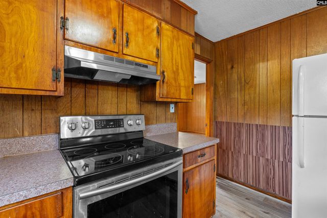 240 Pine Hills Rd, Prosperity, SC 29127