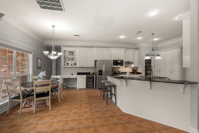 272 Morrell Cir., Hattiesburg, MS 39402