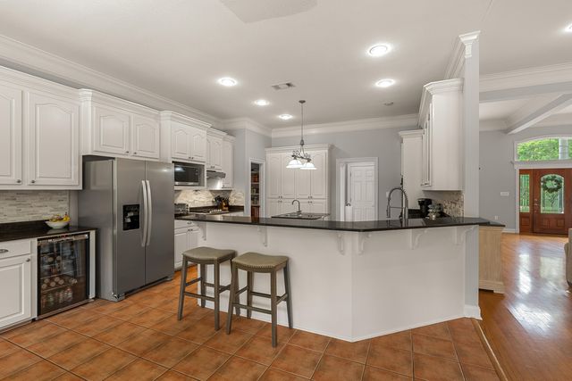 272 Morrell Cir., Hattiesburg, MS 39402