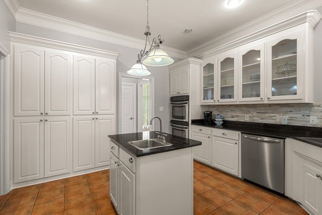 272 Morrell Cir., Hattiesburg, MS 39402
