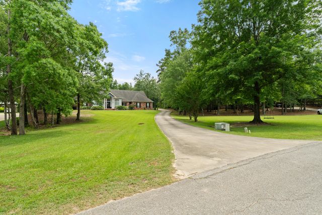 272 Morrell Cir., Hattiesburg, MS 39402
