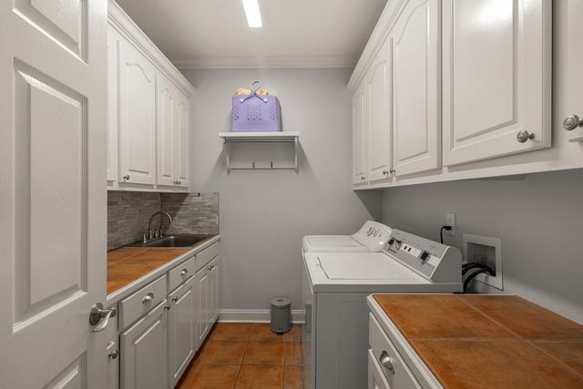 272 Morrell Cir., Hattiesburg, MS 39402