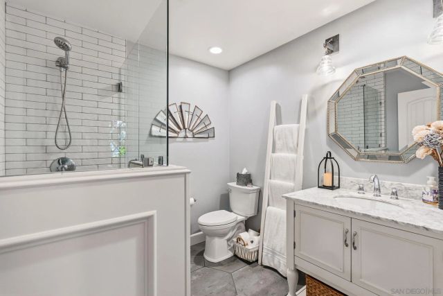 235 Walnut Hills Dr, San Marcos, CA 92078