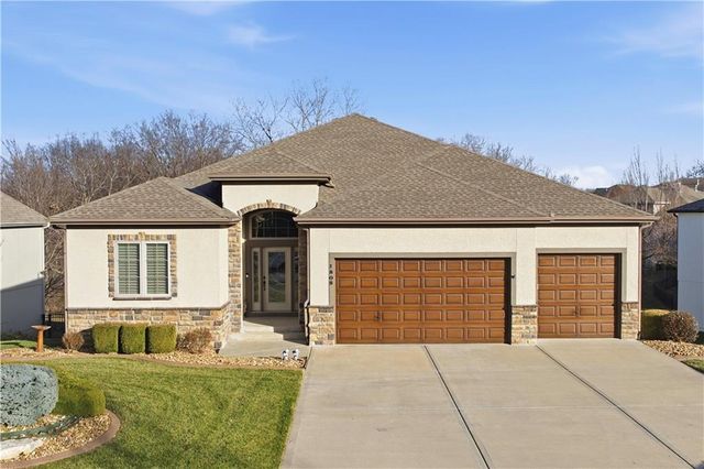 1808 NE Parks Summit Boulevard, Lee's Summit, MO 64064