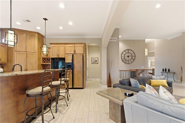 1808 NE Parks Summit Boulevard, Lee's Summit, MO 64064