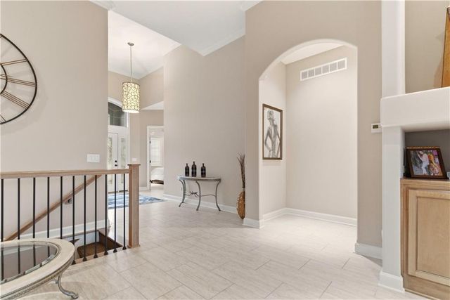 1808 NE Parks Summit Boulevard, Lee's Summit, MO 64064