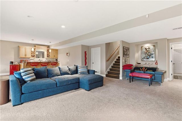 1808 NE Parks Summit Boulevard, Lee's Summit, MO 64064